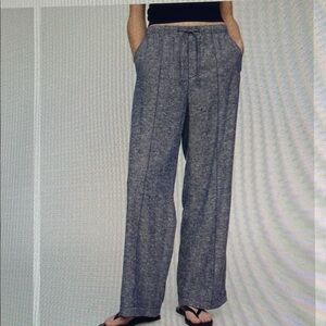 GAP Mid Rise Linen Blend On Trend Wide Leg Tie Waist Pants in Chambray Large